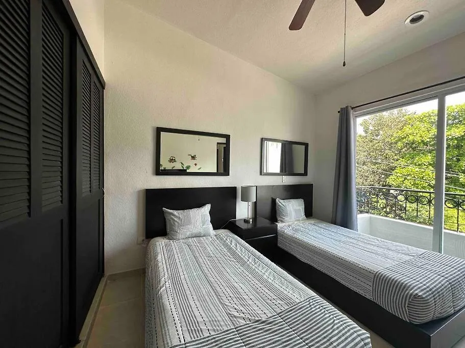 G302 - Perfectly Located Penthouse With Heated Pool! Apartman Playa del Carmen 0*,